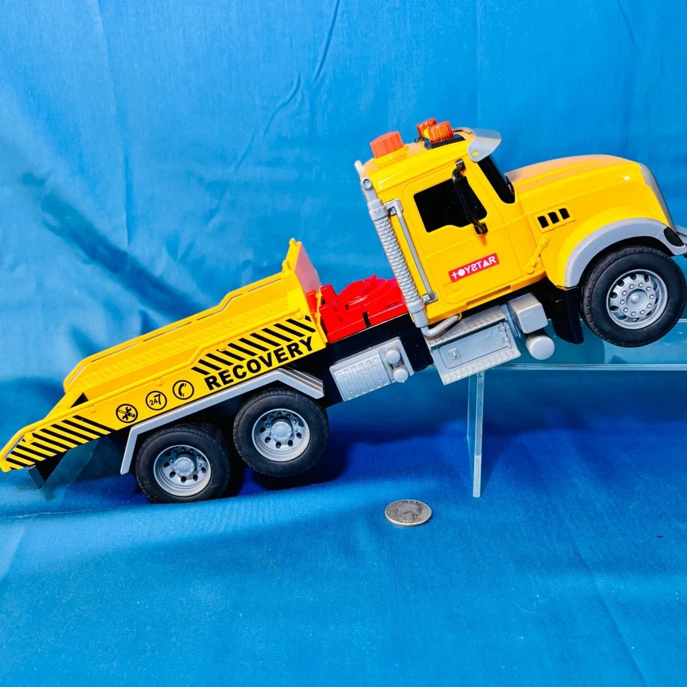 Large Toy Recovery Tow Truck Flatbed 6-Wheel Vehicle Lights Untested